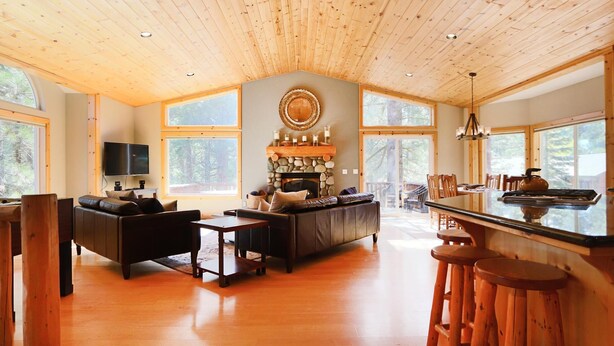 Unclassified image, 1 of 56, button - Stine Haus - HOT TUB & Beach Access! (Tahoe City)