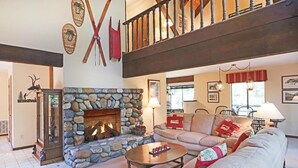 Living room - Sequoia Solitude - Walk TO Private Beach! (Tahoe City)