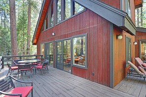 House, Multiple Beds (Sequoia Solitude - WALK TO PRIVATE BE) | Balcony - Sequoia Solitude - Walk TO Private Beach! (Tahoe City)