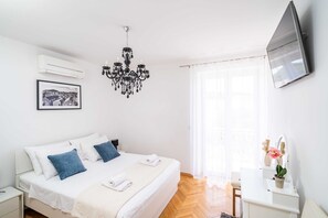 獨棟房屋 (Four-Bedroom House with Terrace) | 4 間臥室、搖籃/嬰兒床、免費無線上網