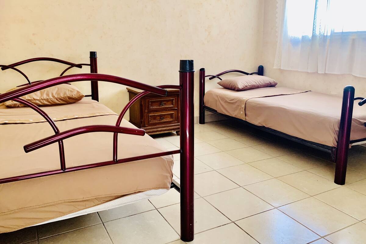 Standard Room | Hypo-allergenic bedding, desk, laptop workspace, free WiFi