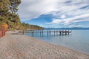 Cabin, Multiple Beds (TAHOE PARK COTTAGE * WALK TO LAKE) | Pool