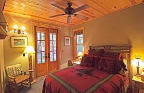 Casa, varias camas (Homewood Hideaway - NEW CONSTRUCTION!) | 4 dormitorios y ropa de cama de alta calidad