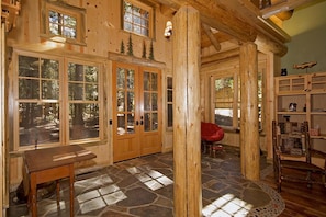 Interior - Homewood Hideaway - NEW Construction!! (Homewood)