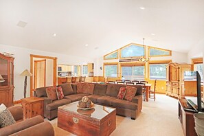 House, Multiple Beds (Griggs House - HOT TUB - Close to Tah) | Living room | TV, fireplace, DVD player - Griggs House - HOT TUB - Close to Tahoe City! (Tahoe City)