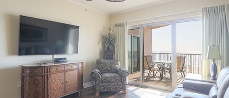 Condo, Multiple Beds, Private Pool, Beach View | Living room