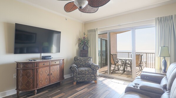 Condo, Multiple Beds, Private Pool, Beach View | Living room