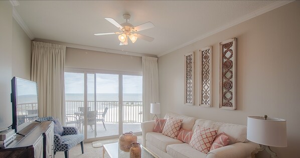 Condo, Multiple Beds, Private Pool, Beach View | Living room