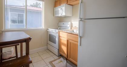Oak Shores Studio 36