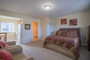 Condo, 1 Queen Bed with Sofa bed, Private Pool | 1 bedroom, free WiFi - Oak Shores Studio 36 (Biloxi)