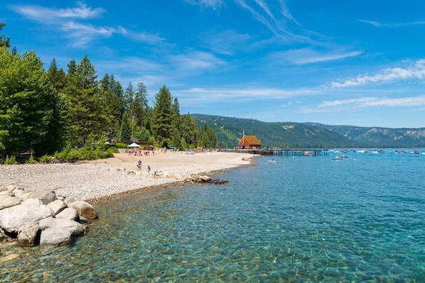 House, Multiple Beds (Moana Circle Chalet - LAKESIDE OF HWY) | Beach