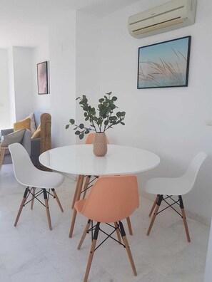 Dining - Ideal Penthouse-Duplex Deluxe, sea views, Moraira. (Moraira)