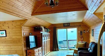 Serene location with mountain and sea views