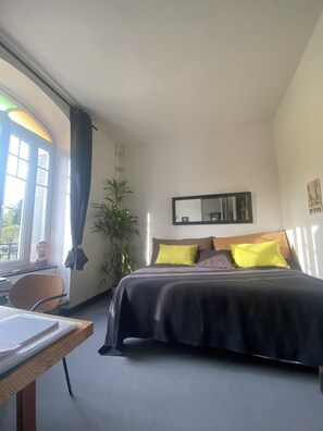 3 chambres, bureau, fer et planche à repasser, Wi-Fi