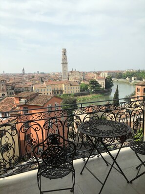 Terrace/patio - Relais Colle San Pietro (Verona)