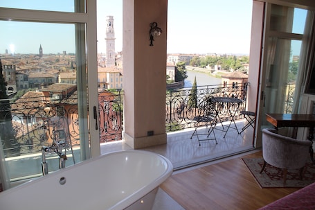 Luxury Suite, City View | 1 bedroom, Egyptian cotton sheets, premium bedding, down comforters