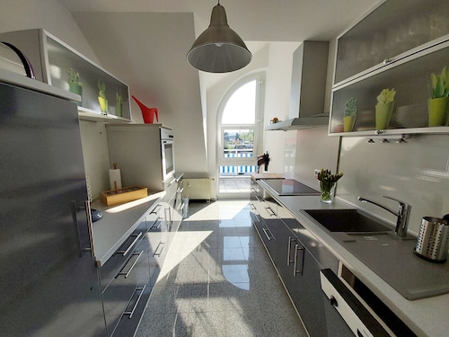 Tova Cologne - Spacious apartment with lots of comfort in the west of Cologne