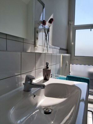 Interior - Tova Cologne - Spacious apartment with lots of comfort in the west of Cologne (Frechen)
