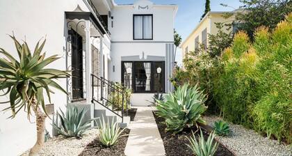 Sun filled + Airy Large 2 Bedroom apt in West adam’s