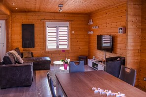 Smart TV, table football - Insolite Maison Bois Wifi Netflix Coeur de L'argonne et Batailles de Verdun (Chaudefontaine)