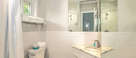 Shower, towels