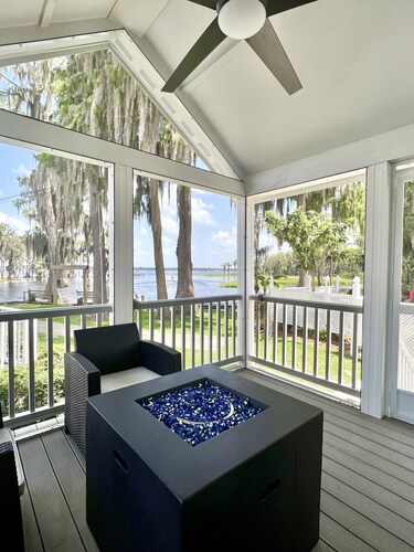 The Lakeview House - Pet friendly tiny home on the lake in Clermont