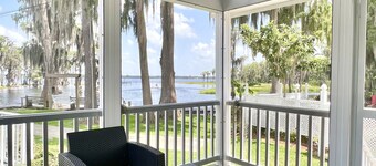 The Lakeview House - Pet friendly tiny home on the lake in Clermont
