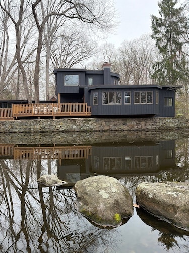 Entire House on Scenic Estate with Private Pond in Exclusive Neighborhood