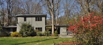 Entire House on Scenic Estate with Private Pond in Exclusive Neighborhood
