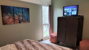 1 bedroom, WiFi (free) - Luna`s_landing (Stanley)