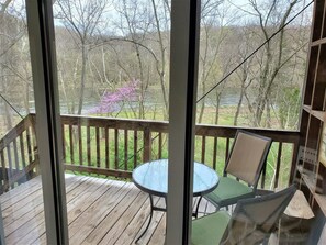 Balcony - Luna`s_landing (Stanley)