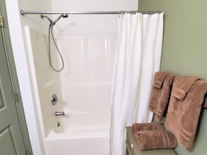 Bathroom - Luna`s_landing (Stanley)