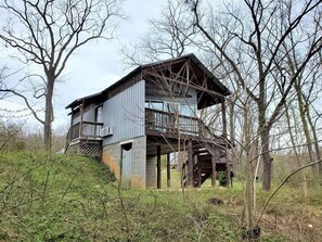 Exterior - Luna`s_landing (Stanley)