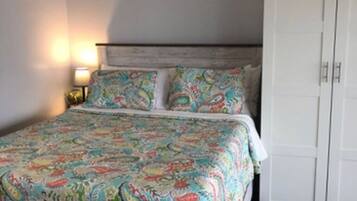 1 bedroom, iron/ironing board, free WiFi, bed sheets