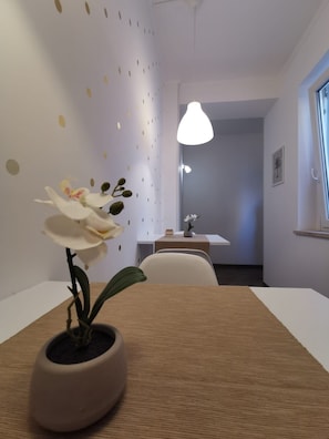 Free daily buffet breakfast  - Sea Fly Guest House (Fiumicino)