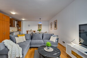 スマートテレビ、テレビゲーム、ミュージックライブラリ、ビデオライブラリ