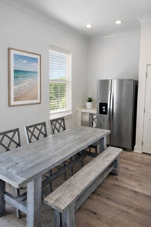 Dining - Family Favorite - Private Beach - Golf Cart - Private Pool (Miramar Beach)