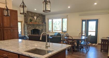 Custer Area Retreat on 40 Acres: Hot Tub, Fire Pit, Trails & Views