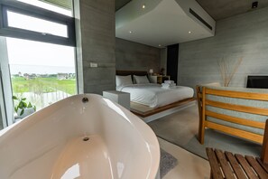 Chambre Double (301) | Baignoire relaxante profonde