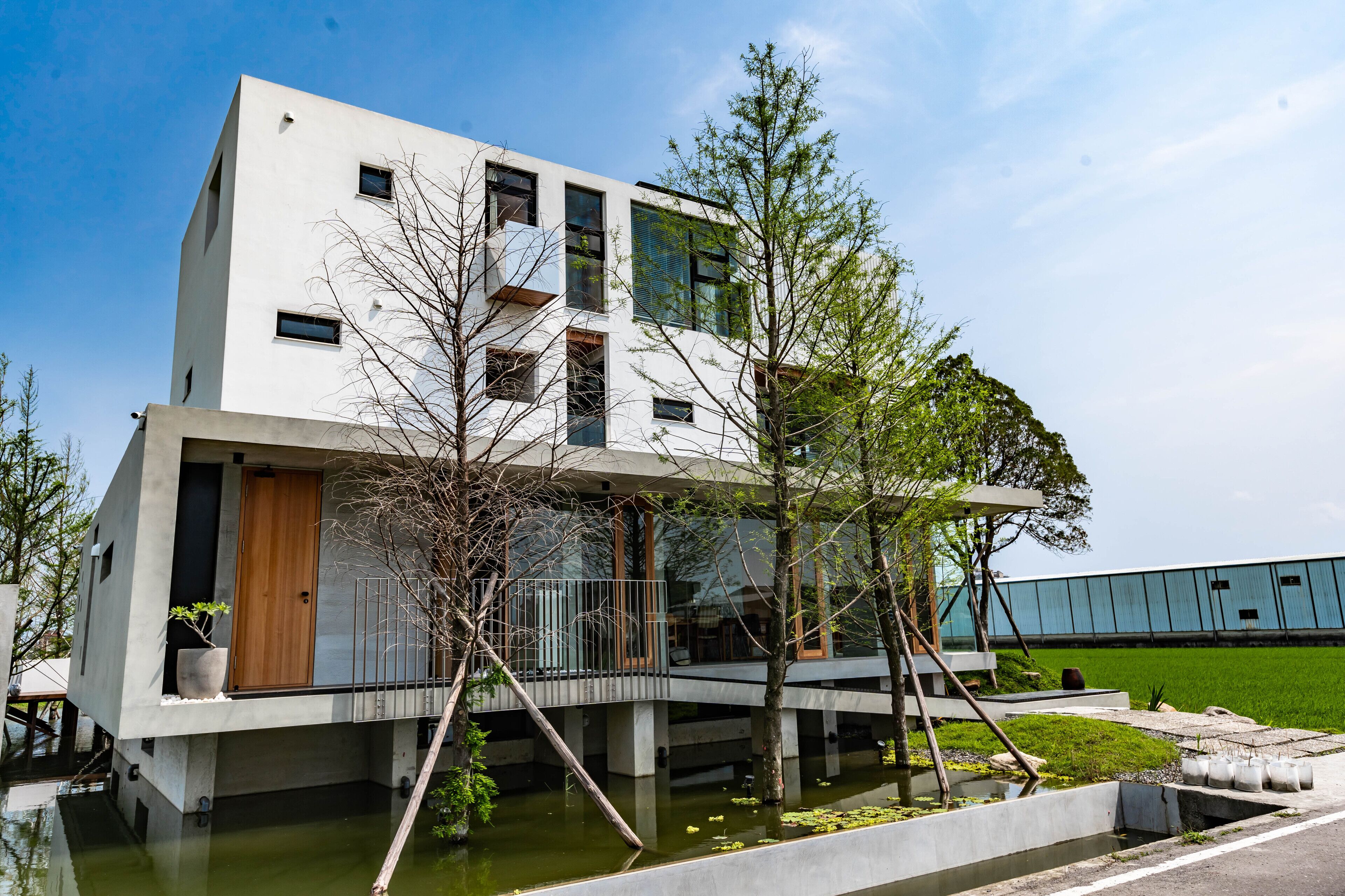 Fachada de la propiedad