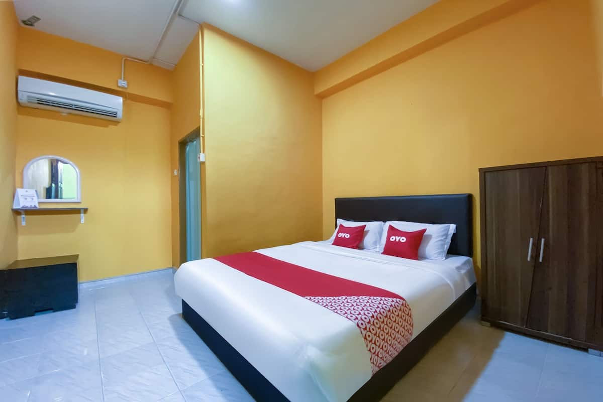 Deluxe Double Room | 1 bedroom, soundproofing, free WiFi, bed sheets