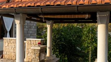 Casa (Holiday Home with Swimming Pool) | Terraza o patio