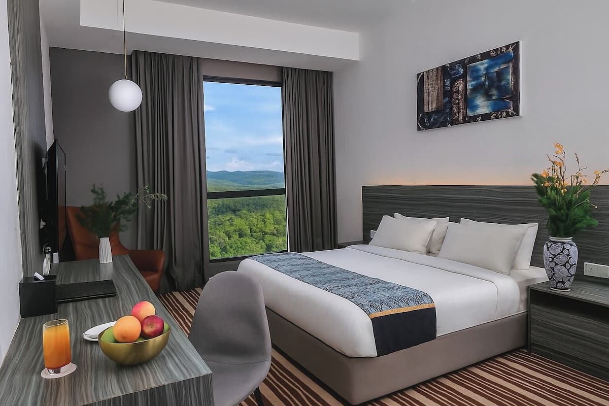 Deluxe Nature View King