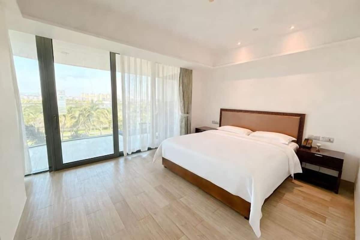 Cortinas blackout, tabla de planchar con plancha y wifi gratis