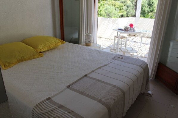 6 bedrooms - Villa with sea view (Lumio)