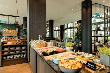 Her gün ücretli açık büfe kahvaltı