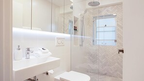 Hair dryer, towels