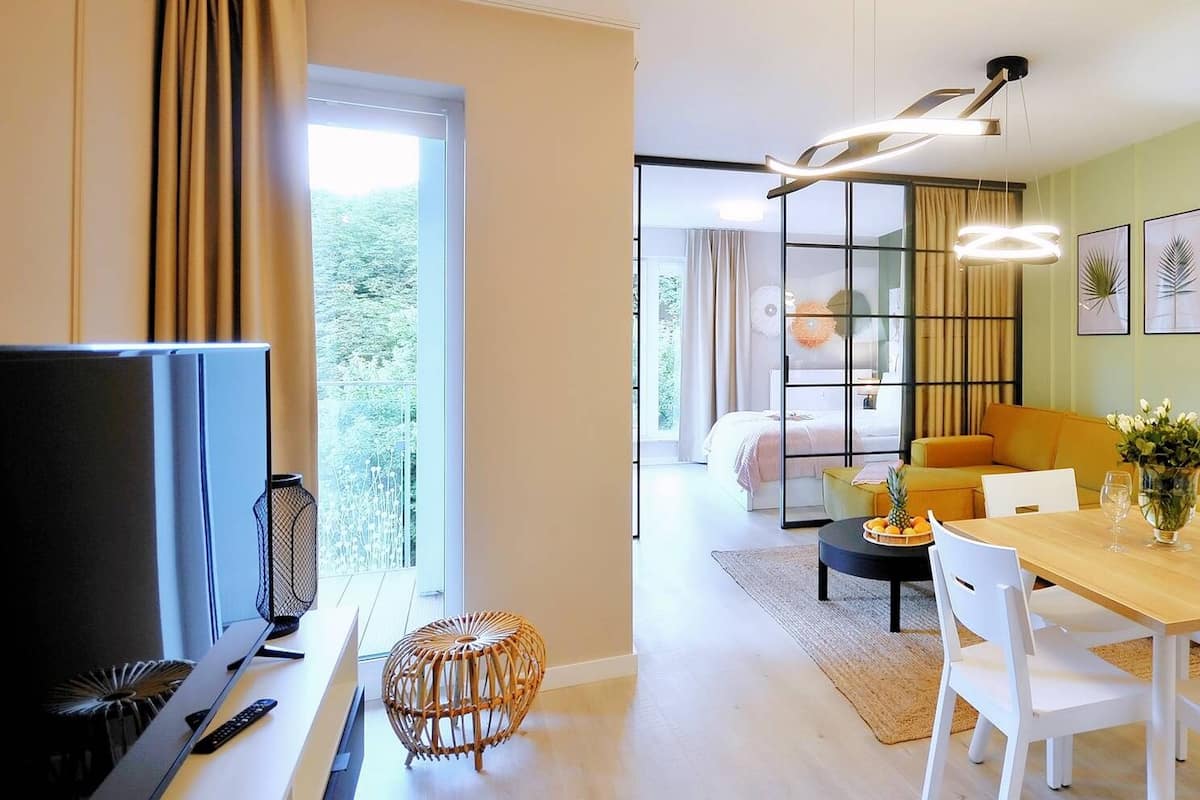 1 Schlafzimmer, hochwertige Bettwaren, individuell dekoriert