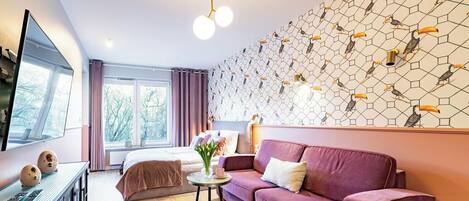 Deluxe Apartment, Multiple Beds, Pool Access, Park View (NTC305) | Living area