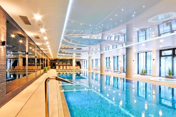 Indoor pool, seasonal outdoor pool, sun loungers, lifeguards on site